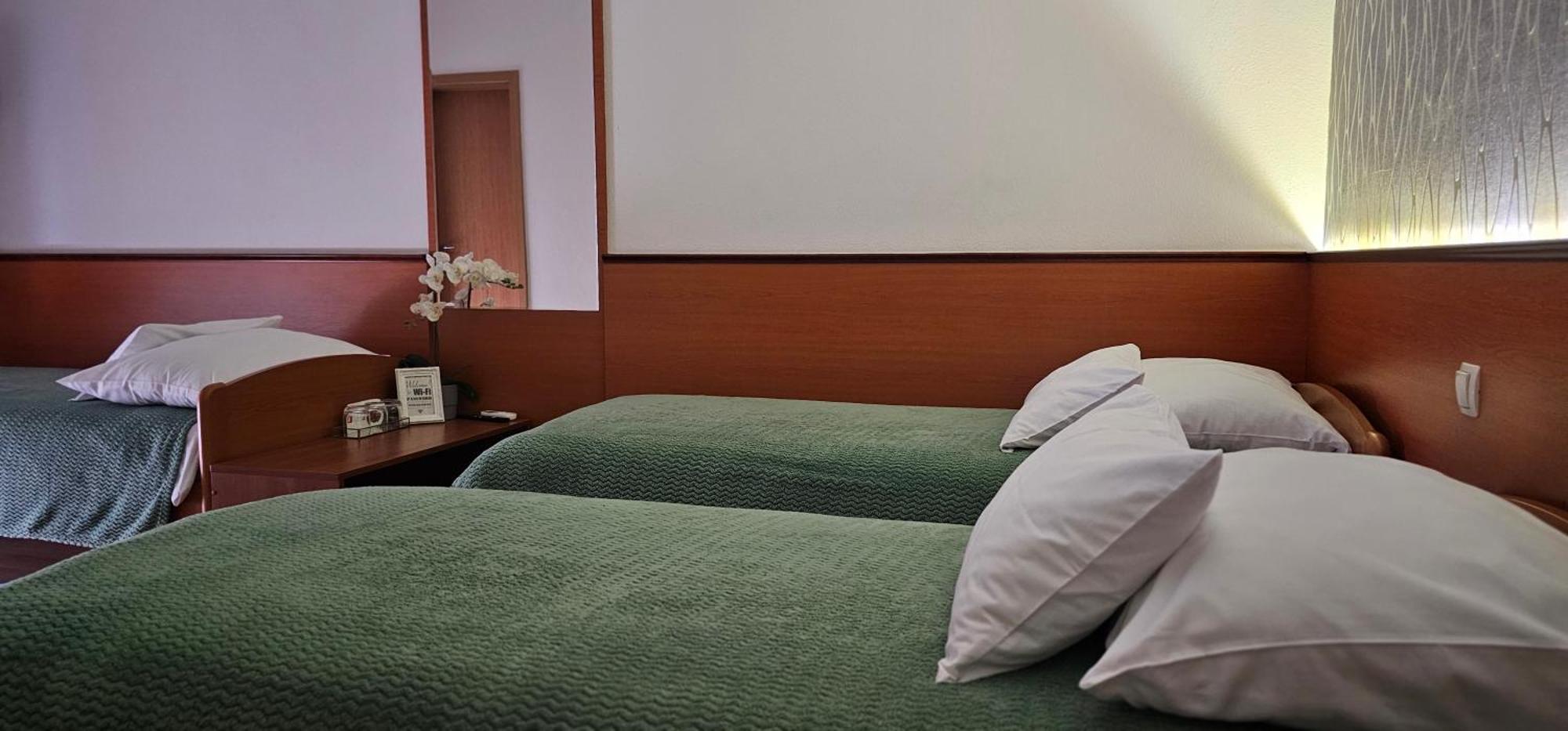 Sobe/Rooms Riva Zara Esterno foto