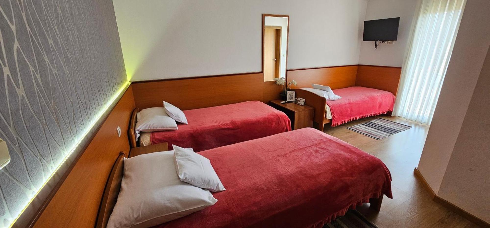 Sobe/Rooms Riva Zara Esterno foto